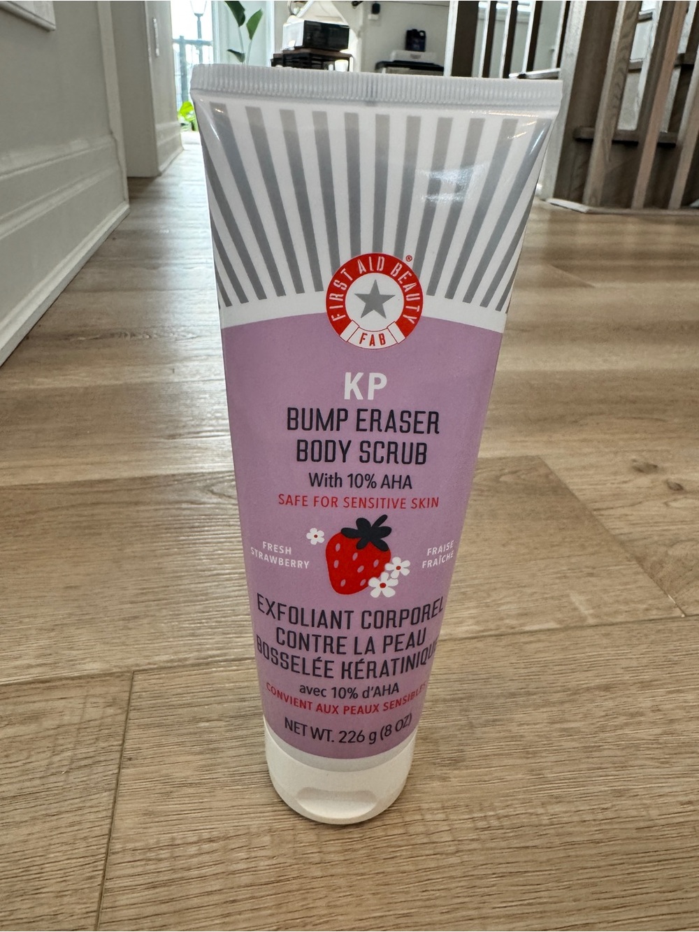 First Aid Beauty KP Bump Eraser Body Scrub - Pink (Fresh Strawberry) BRAND 🆕